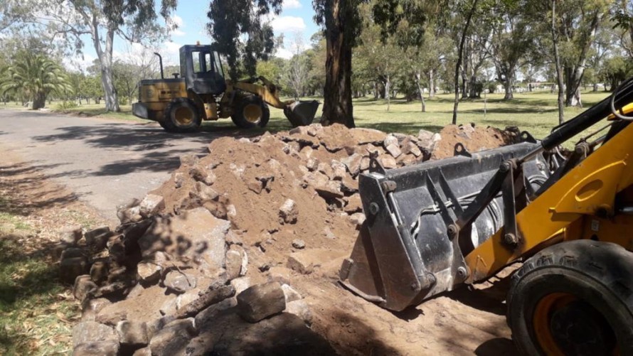 Se inició la segunda etapa de la repavimentación del parque “Las Acollaradas”