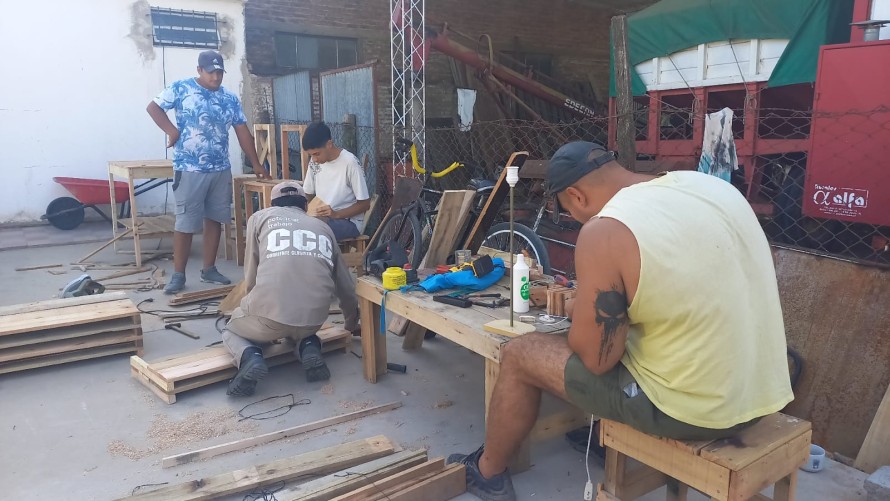 Proyecto comunitario en barrio Palermo, un espacio de inclusión social y capacitación en oficios