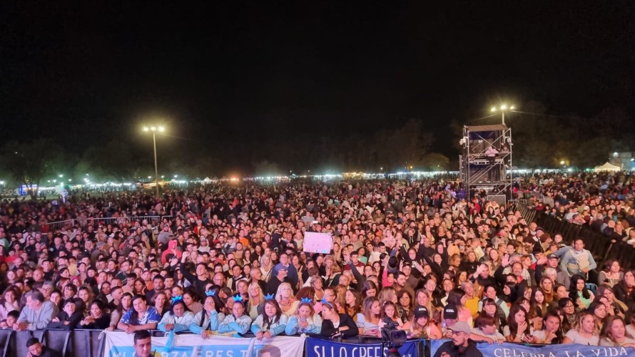 Axel despidió con su show el Me Encanta Bolívar hasta el año que viene