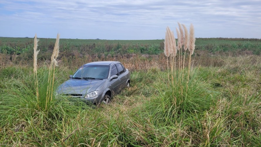 Despiste de un vehículo en Ruta 226 cerca de Herrera Vegas