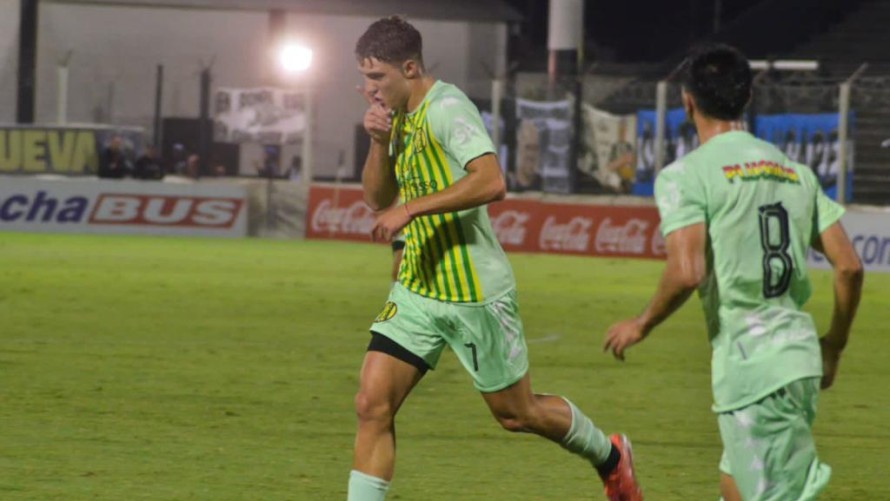 Gol de “Manu” Panaro y victoria de Aldosivi ante Estudiantes de Caseros