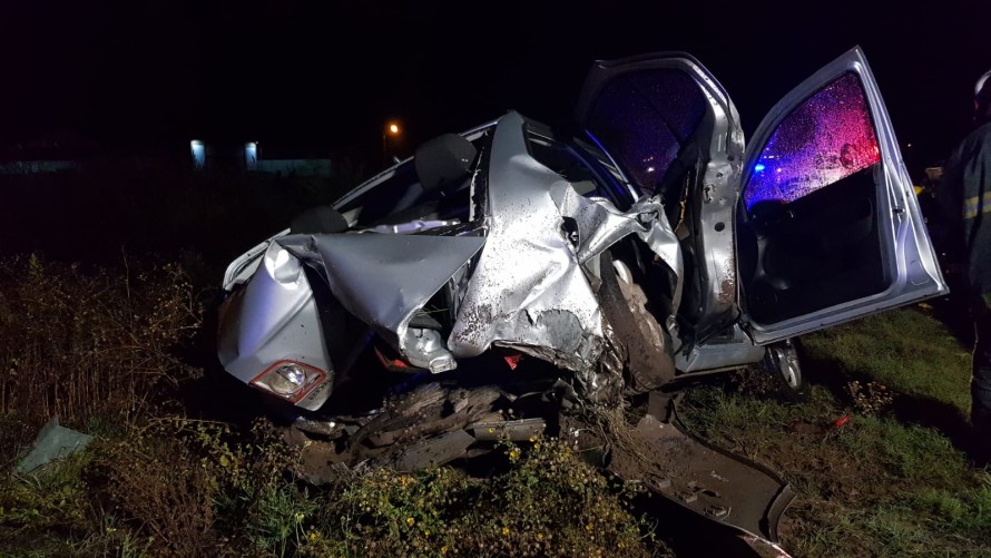 Un joven fue hospitalizado al despistar su vehículo en la ruta 226