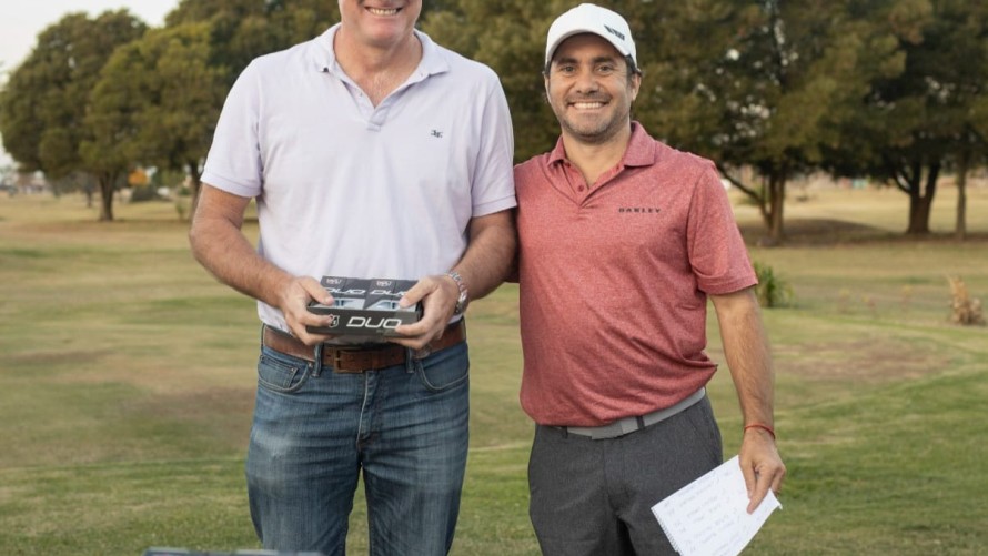 Más de 70 golfistas participaron del torneo  abierto auspiciado por Jorge y Martín de la Serna