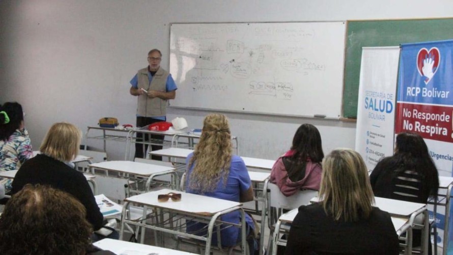 Se brindó un taller de RCP y primeros auxilios para personal de geriátricos