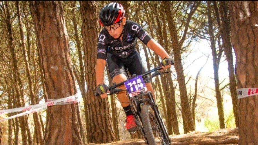 Ciclismo: los chicos de Bolívar compitieron en Balcarce