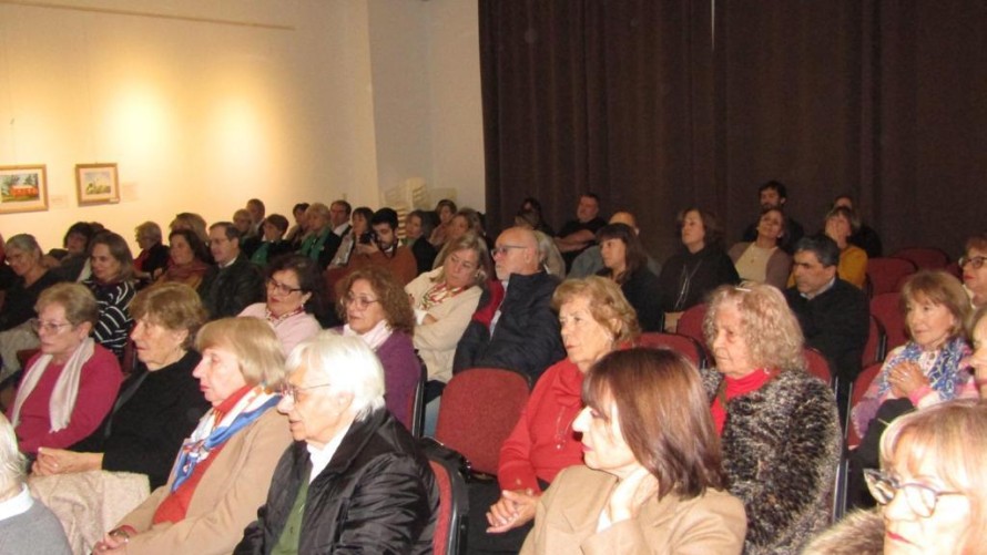 Gustavo Arredondo presentó Temores y sombras, su primer libro de poemas