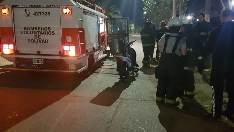 Una moto derrapó en la esquina de la Rural y un joven terminó hospitalizado