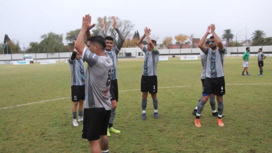 Ganó Ciudad y terminó invicto la primera rueda