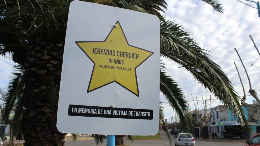 Día de la Seguridad Vial: colocaron estrella amarilla en memoria de Jeremías Chersich