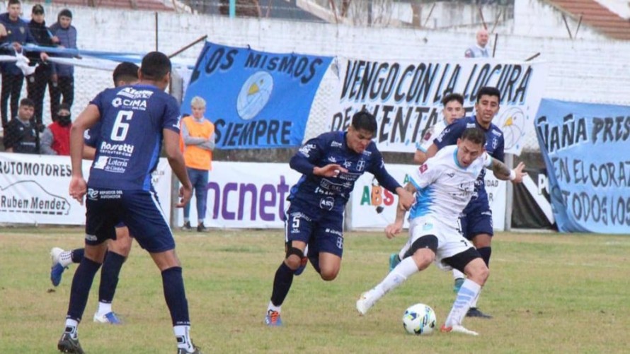 Bolívar se impuso con autoridad y sigue firme en la punta del la zona