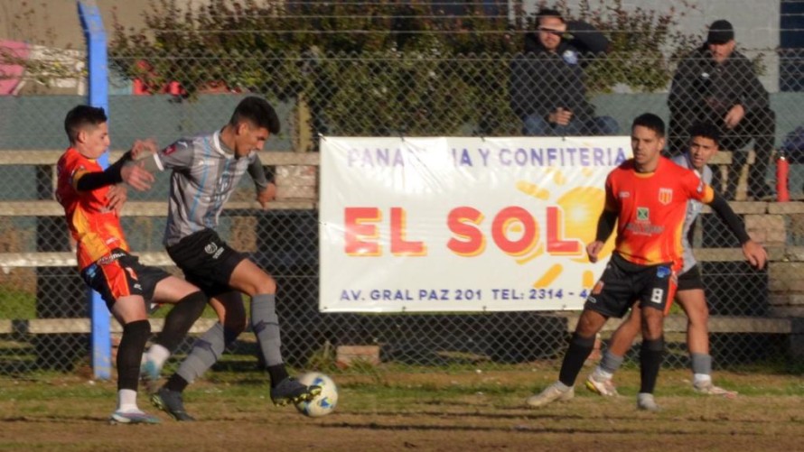 Empataron Ciudad y Bull Dog en el cierre de la primera fecha