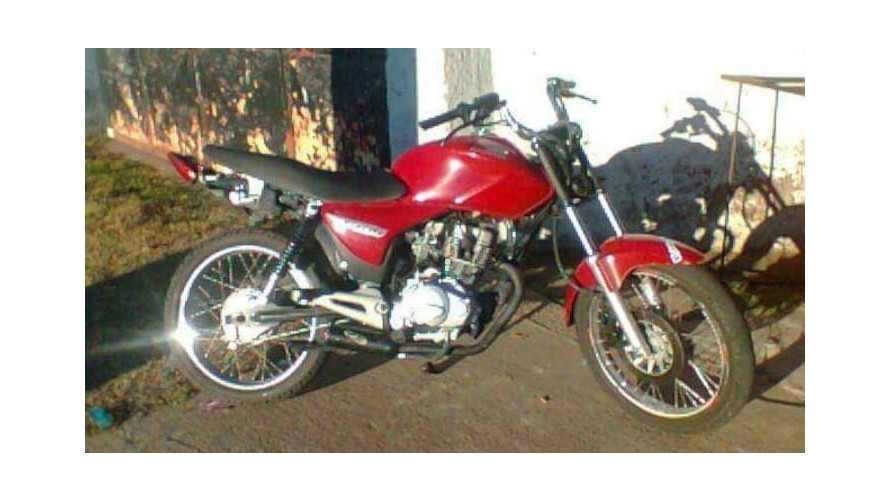 Robaron una moto Honda Titán en barrio Casariego