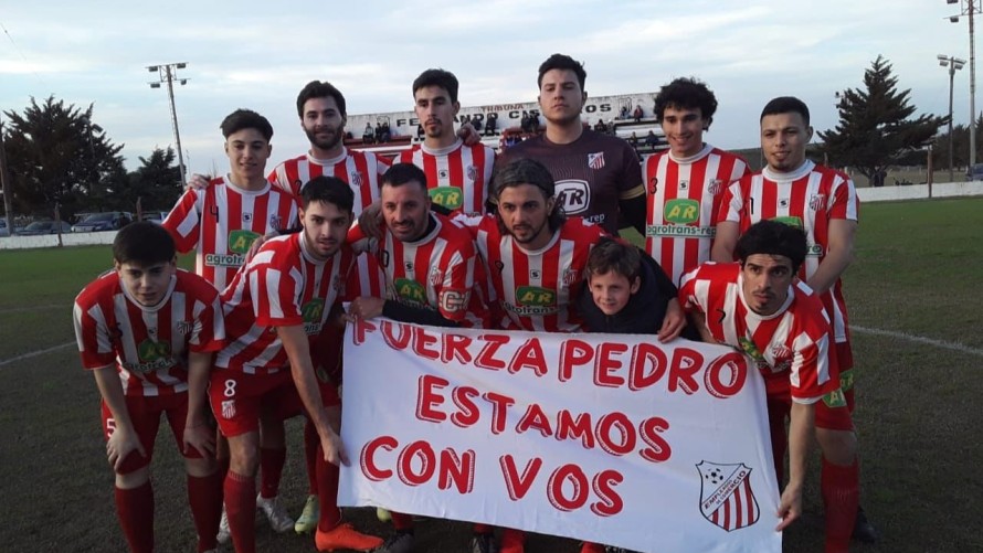Empleados se quedó con el Clásico ante Independiente en el último suspiro