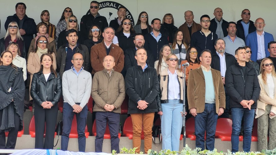 Con aceptable marco de público, se vivió una hermosa fiesta en la inauguración de la Rural