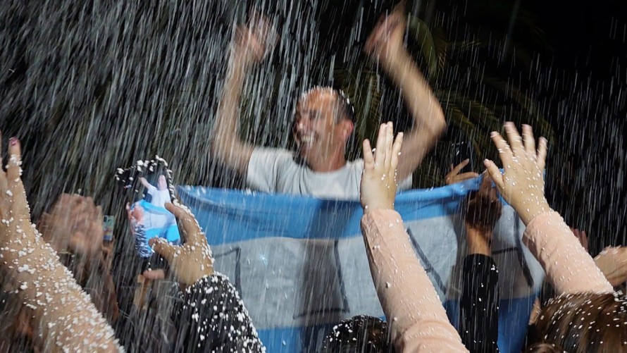 De la angustia a la felicidad, la marcha del ‘tren Bali’ en una tarde inolvidable