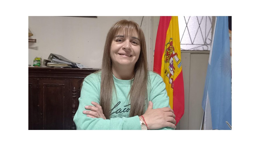 Los españoles celebran el Día de la Hispanidad y participan de la Feria de las Colectividades