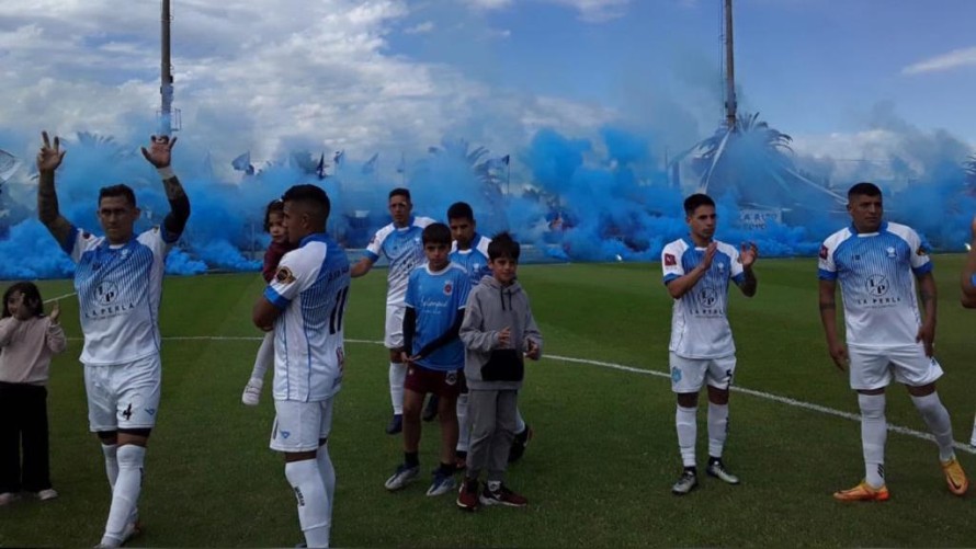 Club Ciudad afina motores de cara a su choque con Douglas en Pergamino