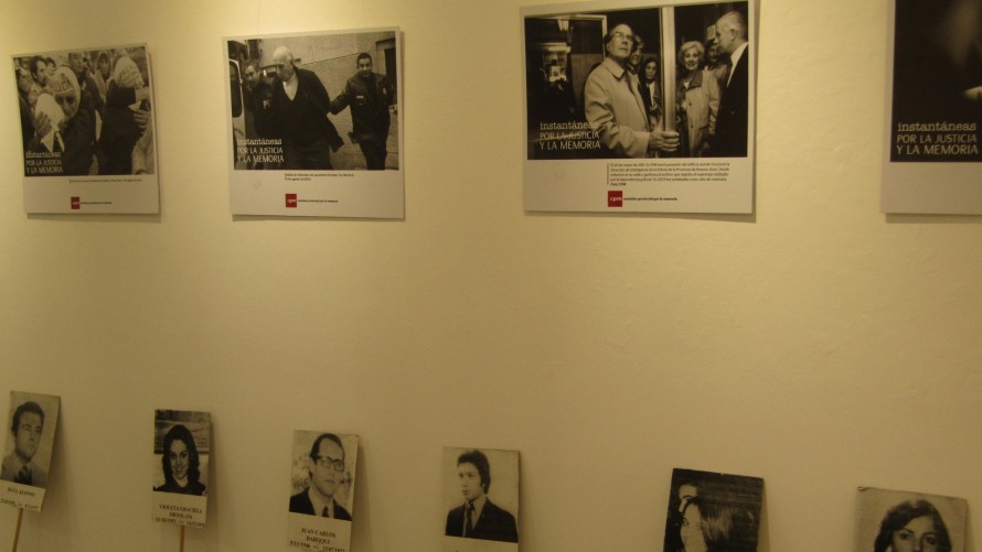 A proteger la Memoria: se inauguró una muestra de fotos y se realizó un conversatorio