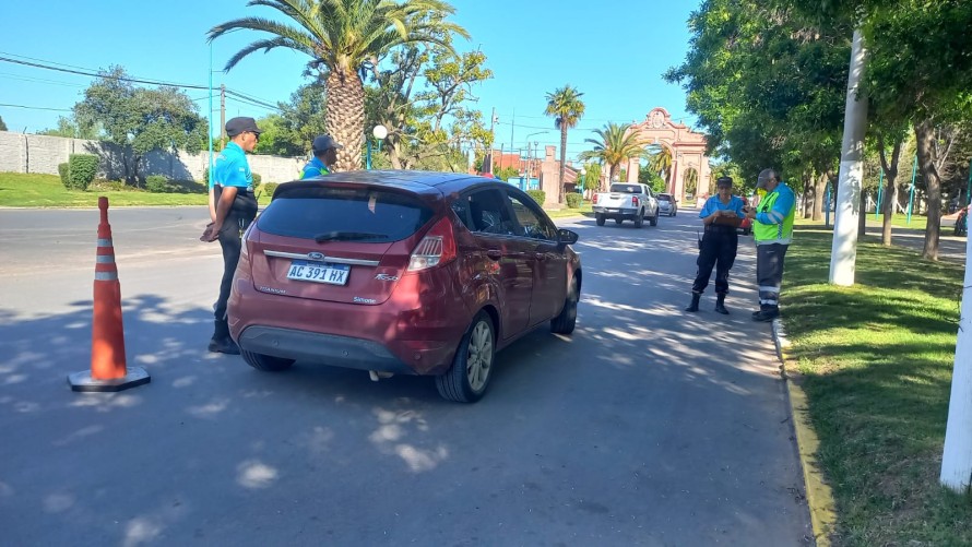 Seguridad vial: operativos de control y concientización en la ciudad