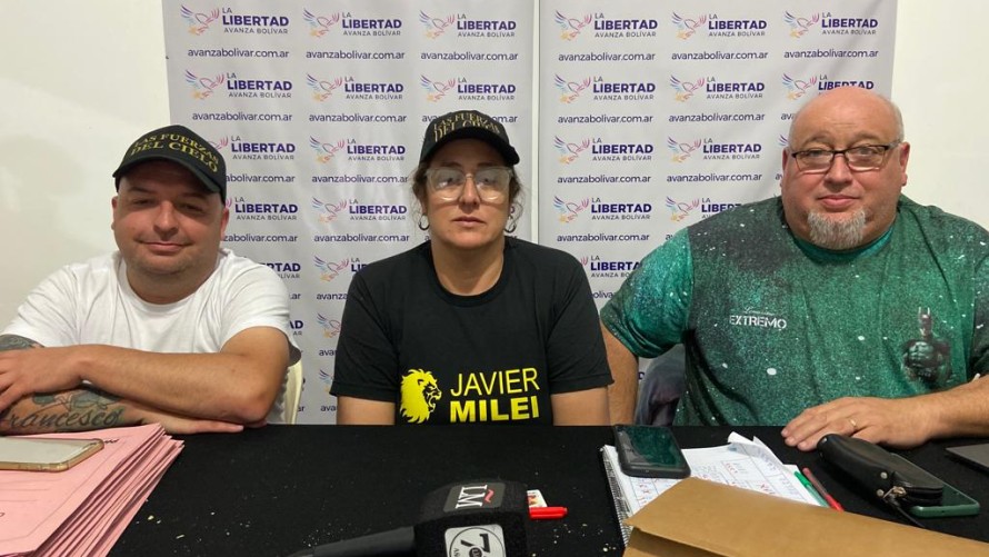 Javier Milei arrolló a Sergio Massa en Bolívar y sus simpatizantes festejaron en la San Martín