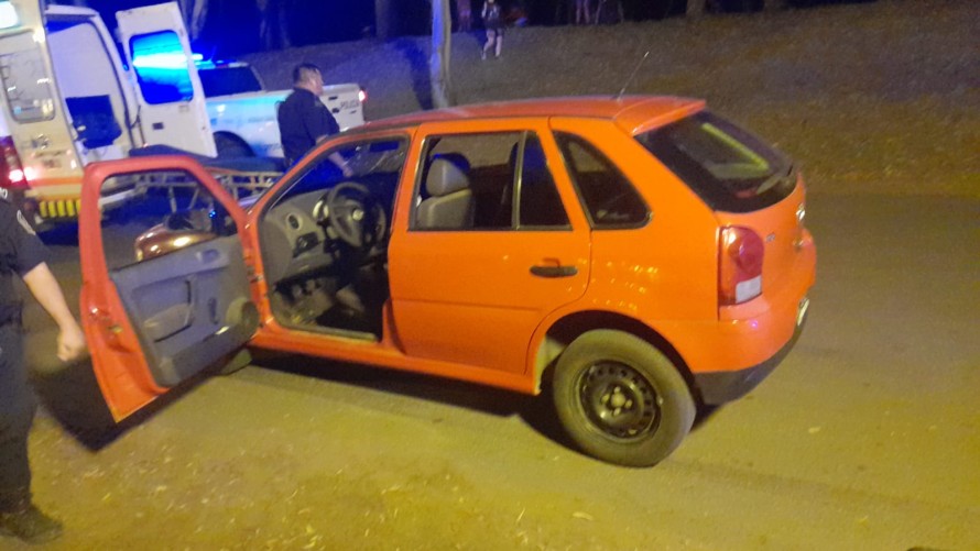 Un adolescente atropelló a dos ciclistas en el Parque Las Acollaradas