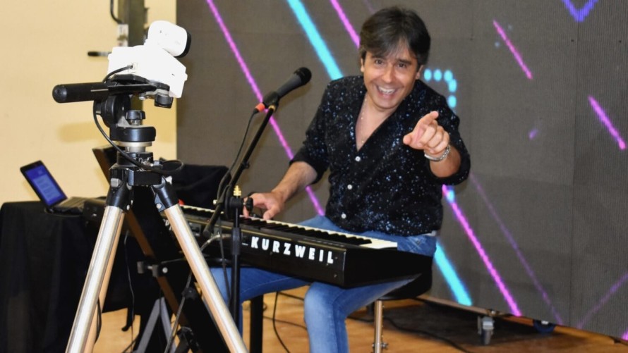 Diego Mayer se presentará en Camarón Bubba