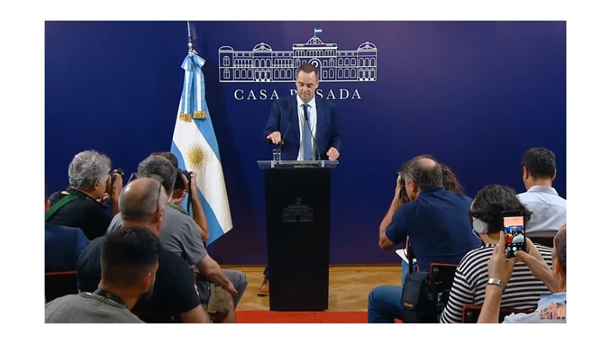 Primera conferencia de prensa de la era Milei: las medidas económicas se darán a conocer el martes