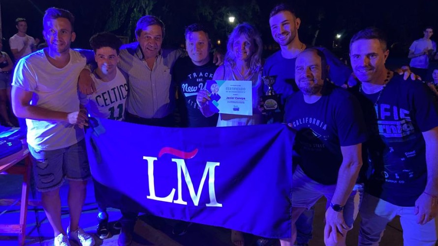 El pádel tuvo su fiesta de premiación con la camaradería como telón de fondo