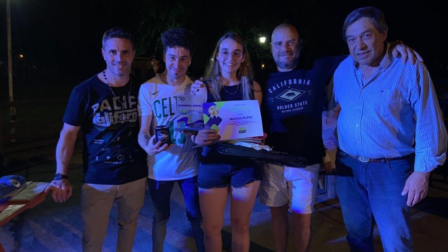 El pádel tuvo su fiesta de premiación con la camaradería como telón de fondo