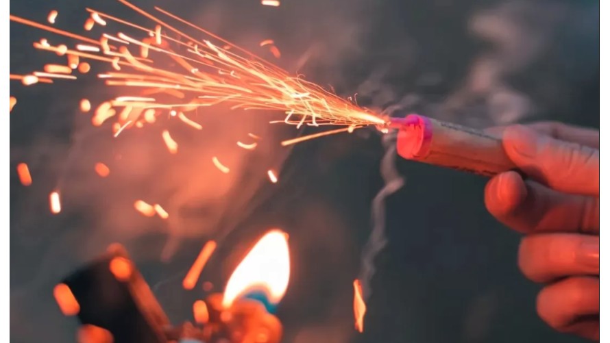 Volvió la pirotecnia, un cachetazo a la Ordenanza