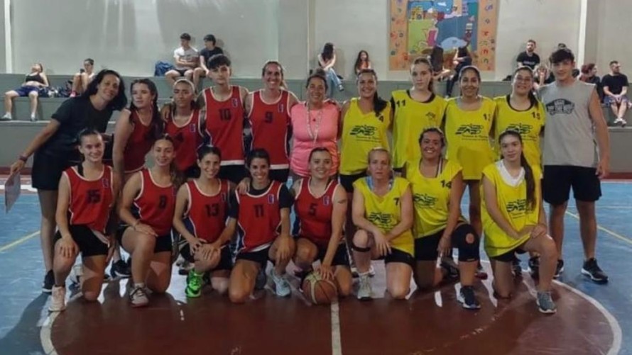 Básquet femenino: Fer Flor ganó el torneo y Neo DJ fue el subcampeón