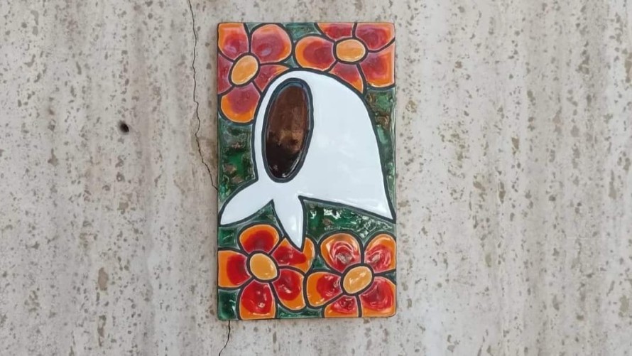Se colocó un pañuelo por la memoria en la Casa Abierta