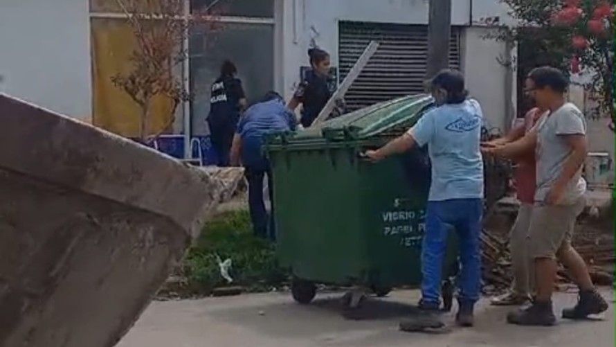 La Municipalidad intervino ante una queja de vecinos de Castelli y 3 de Febrero