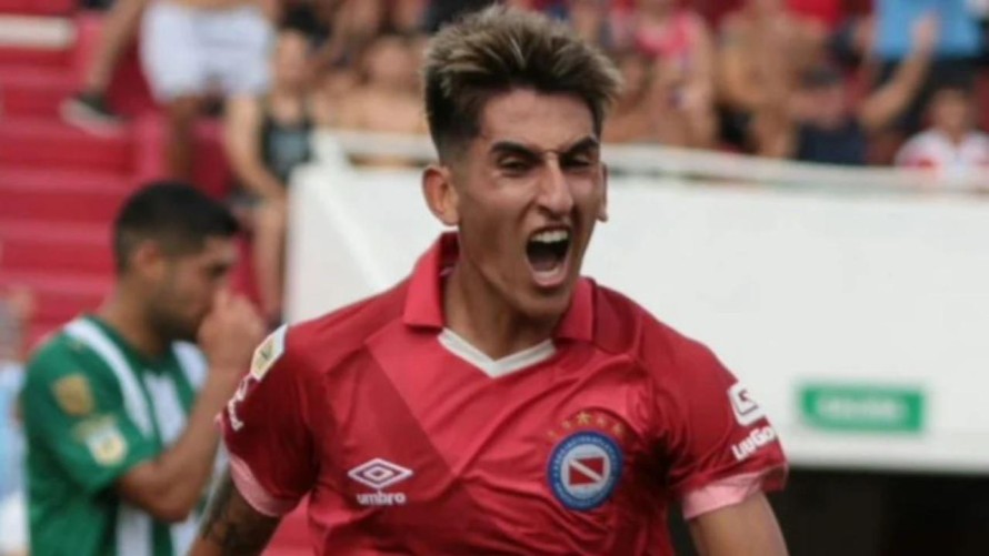 Doblete de Pupi Lescano en la victoria de Argentinos