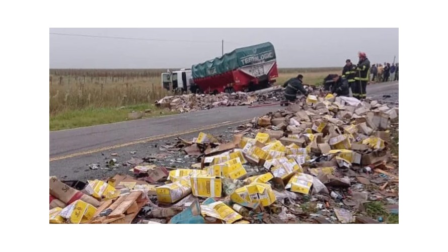 Ruta 226: dos camiones protagonizaron un accidente a la altura de Espigas