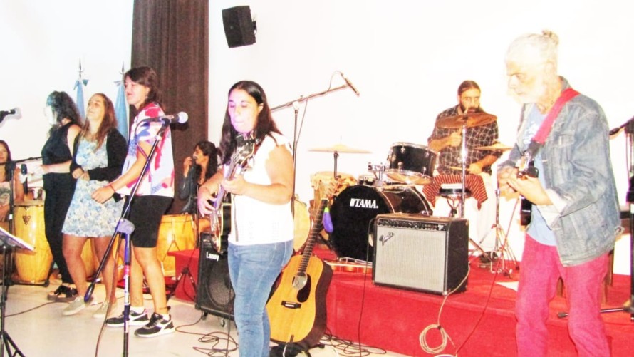 El sabor del reencuentro: "Vicki" Ané presentó Berenjenal
