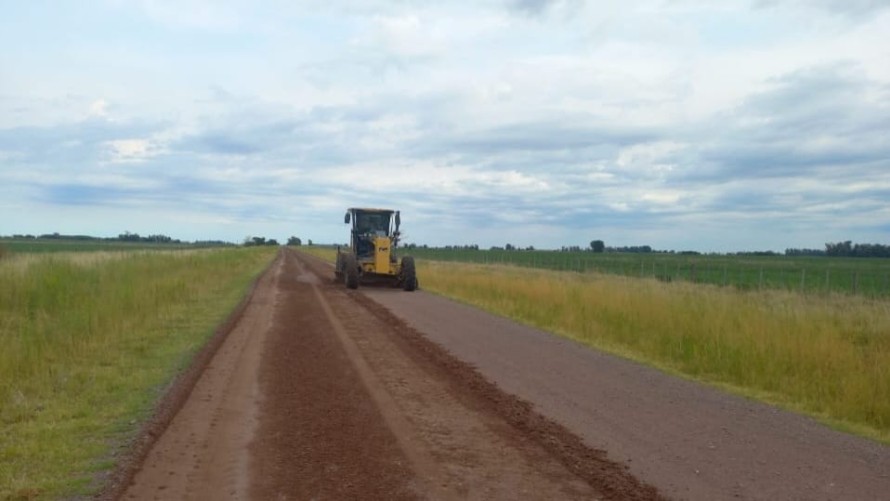 Trabajan en el mantenimiento del acceso a Ibarra