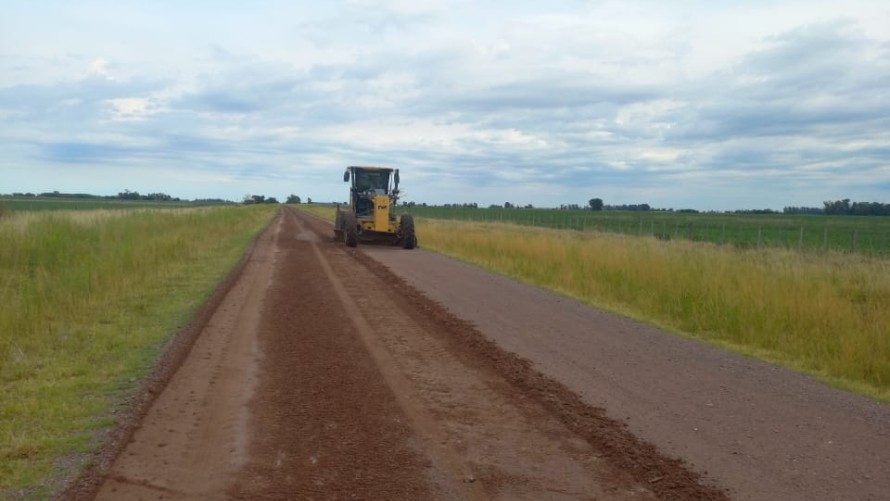 Trabajan en el mantenimiento del acceso a Ibarra
