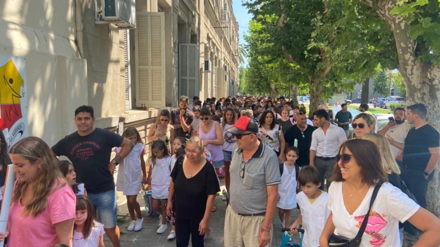 Vuelta a clases, miles de niños por educar y los ideales sarmientinos como premisa de estos tiempos
