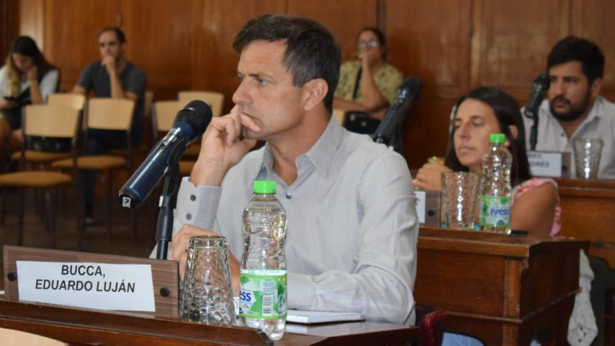 Sin grandes temas ni debates se inició ayer el 105° período legislativo