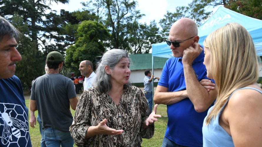 El secretario de Asuntos Agrarios visitó la jornada apícola en General Belgrano
