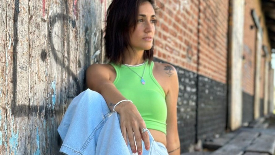 Jazmín Bríguez llega a Casa Negra con un plancito acústico