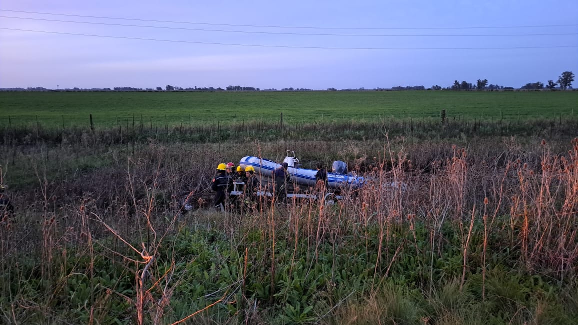 Un bache provocó el vuelco de una lancha en la ruta 65, cerca de Ibarra