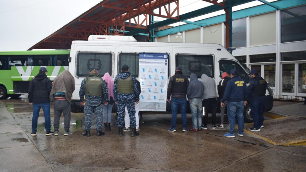 En impactante operativo secuestraron drogas y aprehendieron a seis personas en Bolívar