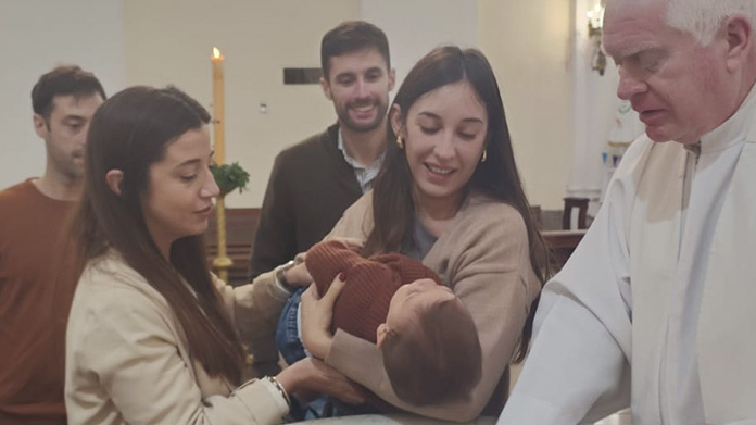 Bautismos celebrados en la Parroquia San Carlos Borromeo