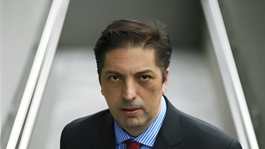 El economista Gustavo Lazzari estará en Bolívar para brindar una charla