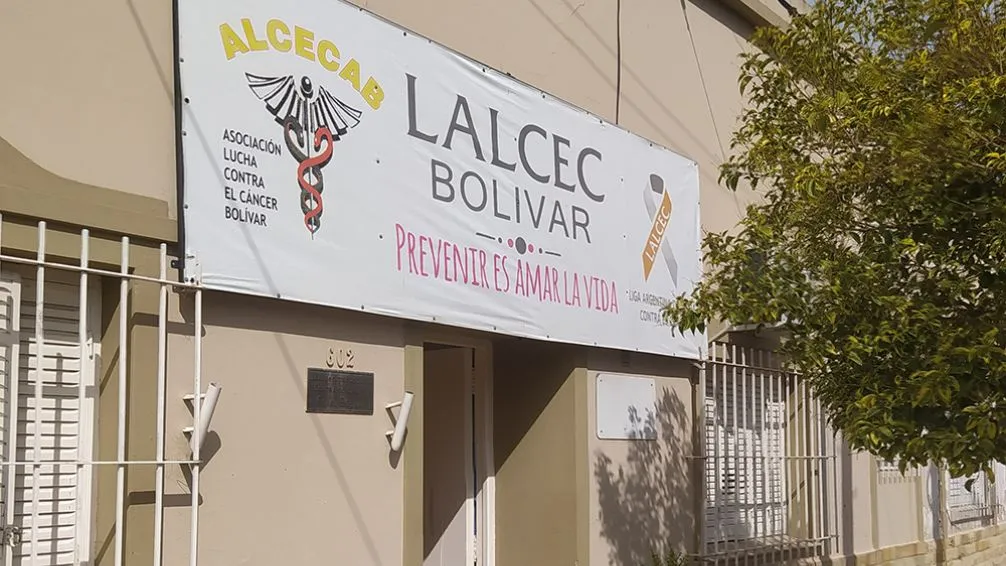 Pollada solidaria en beneficio de LALCEC para la compra del mamógrafo