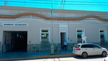 Bomberos Voluntarios realizaron un sirenazo en reclamo por fondos adeudados