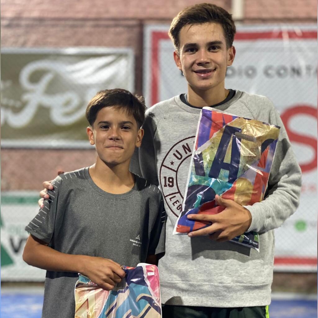 Juan Lucas Cifuni y Francisco Brecia, campeones en Octava Categoría.
